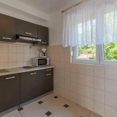 Slavica Lägenhet Dramalj